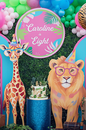 caroline250021
