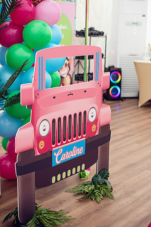 caroline250039