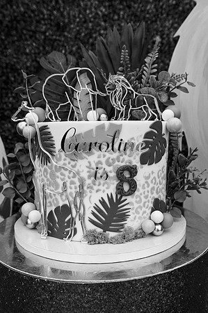 caroline250056