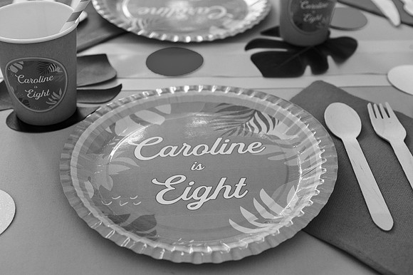caroline250064