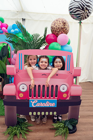 caroline250165