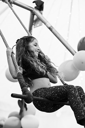 caroline250408