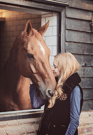 anniebrunt25044