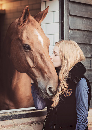 anniebrunt25056