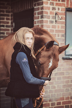 anniebrunt25086