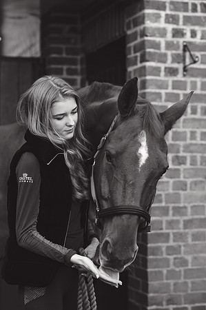 anniebrunt25103