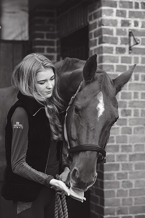 anniebrunt25104