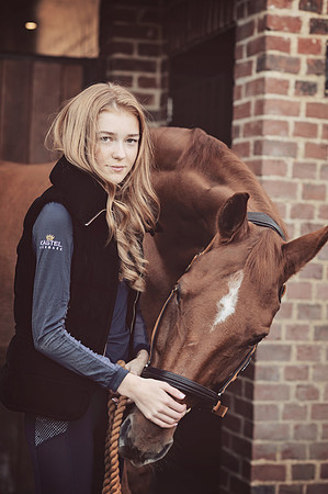 anniebrunt25108