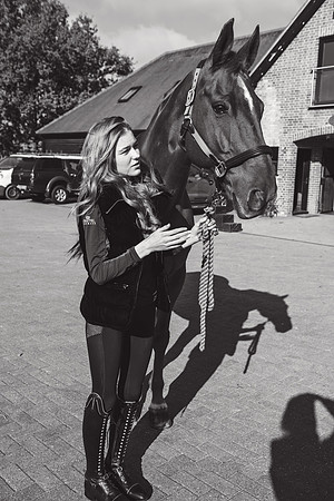 anniebrunt25145
