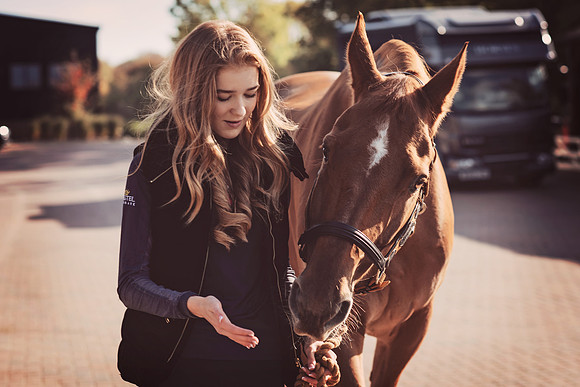 anniebrunt25166