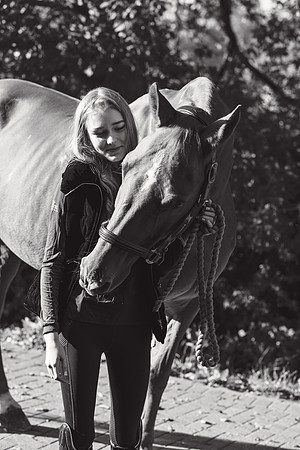 anniebrunt25173