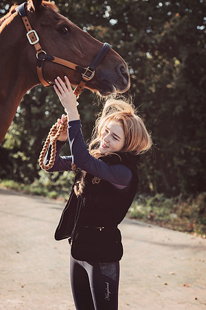 anniebrunt25206