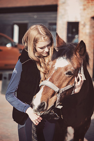 anniebrunt25238