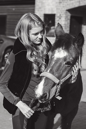 anniebrunt25243