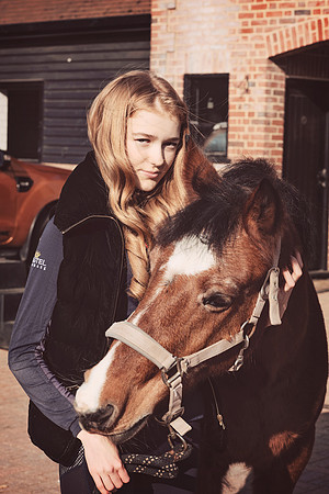 anniebrunt25240