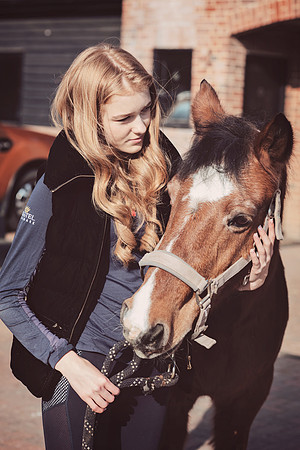 anniebrunt25244