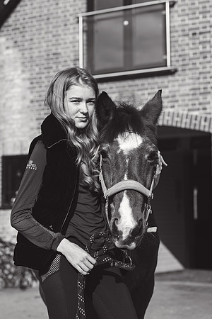 anniebrunt25251