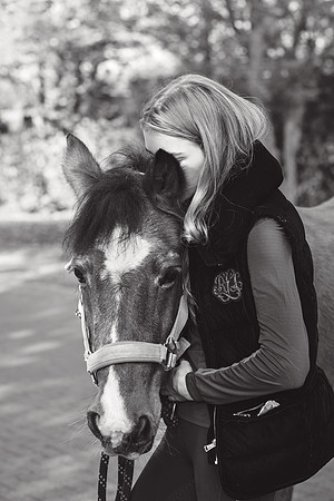 anniebrunt25281