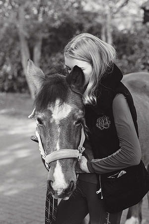 anniebrunt25279