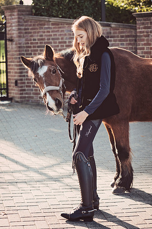 anniebrunt25290