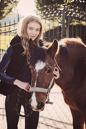 anniebrunt25306