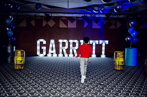 garret043