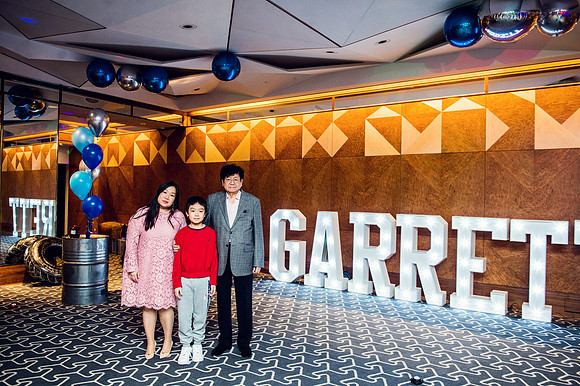 garret053