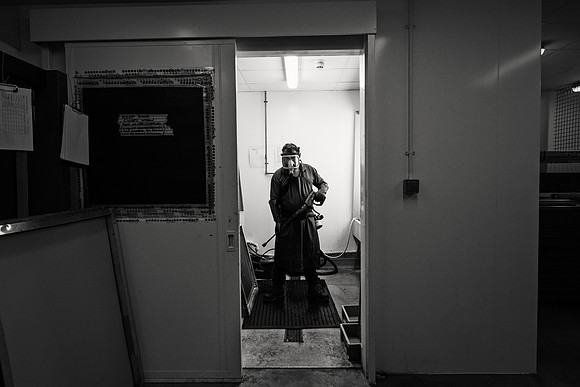 CAD064