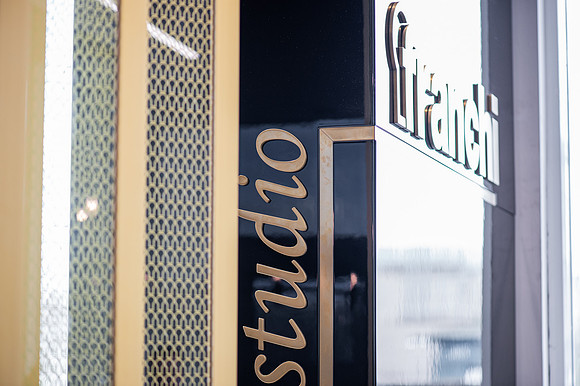 franchistudio21021