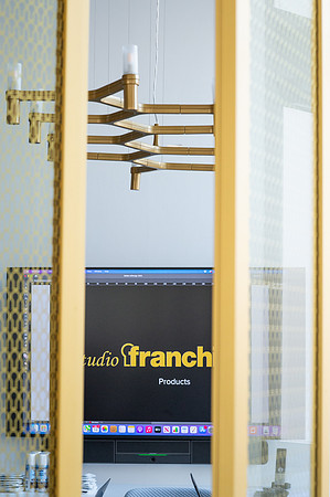 franchistudio21050