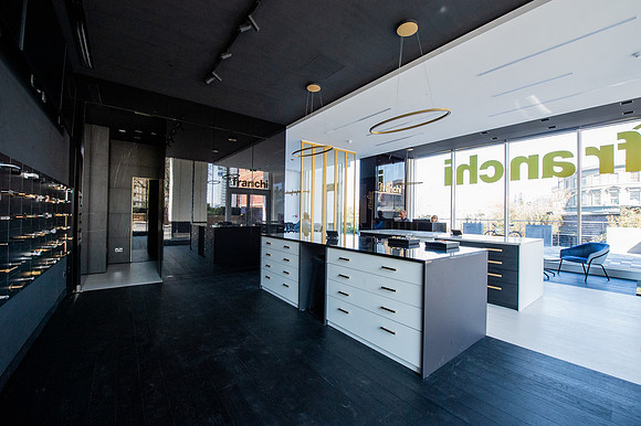 franchistudio21111