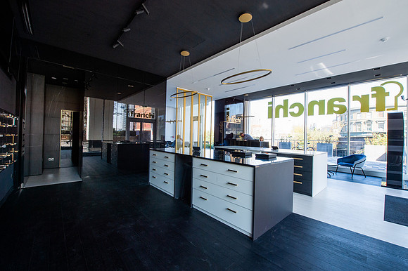 franchistudio21112