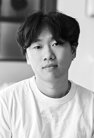 mariusheadshot24BW26